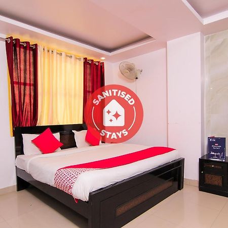 Collection O 4731 Hotel Surya Continental Лакнау Екстериор снимка