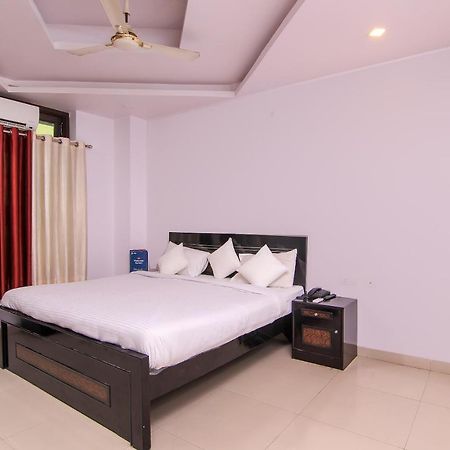 Collection O 4731 Hotel Surya Continental Лакнау Екстериор снимка
