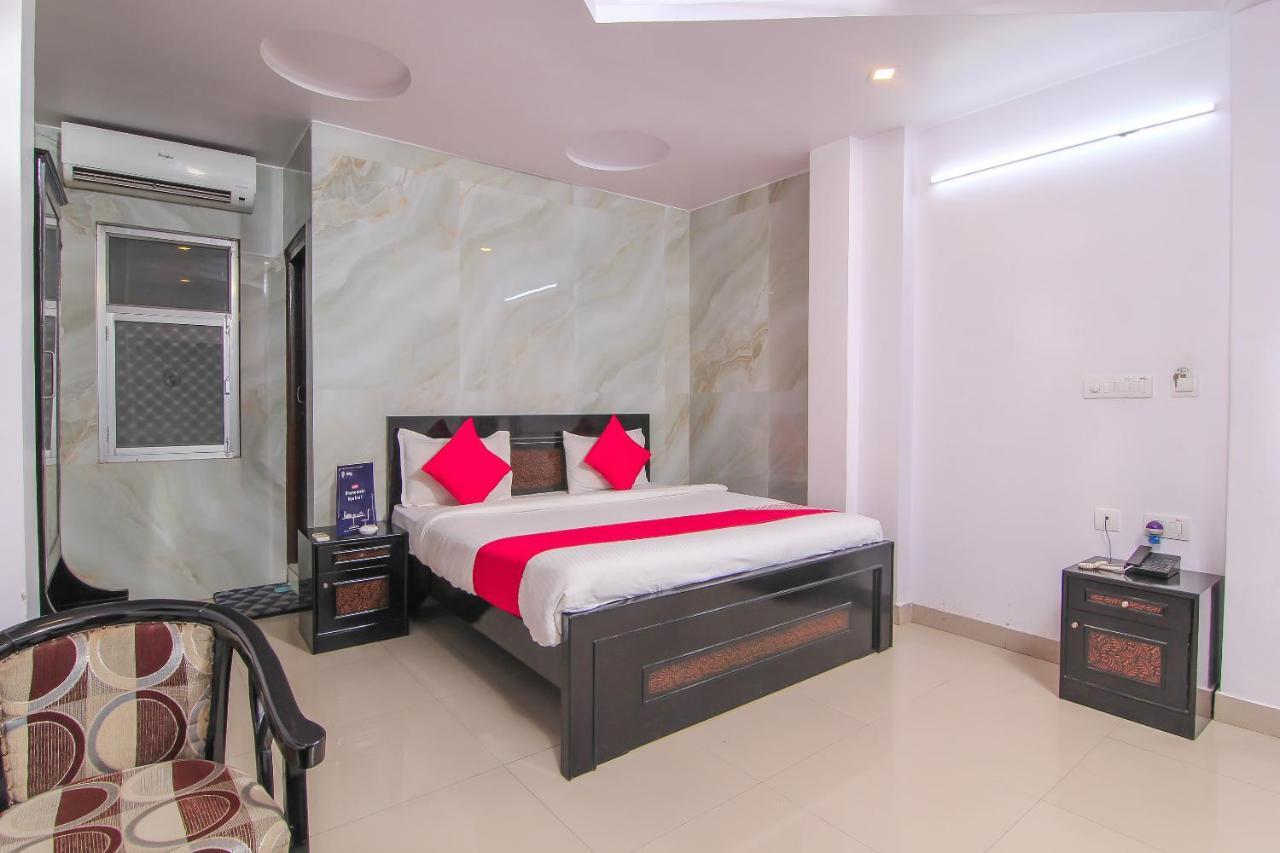 Collection O 4731 Hotel Surya Continental Лакнау Екстериор снимка